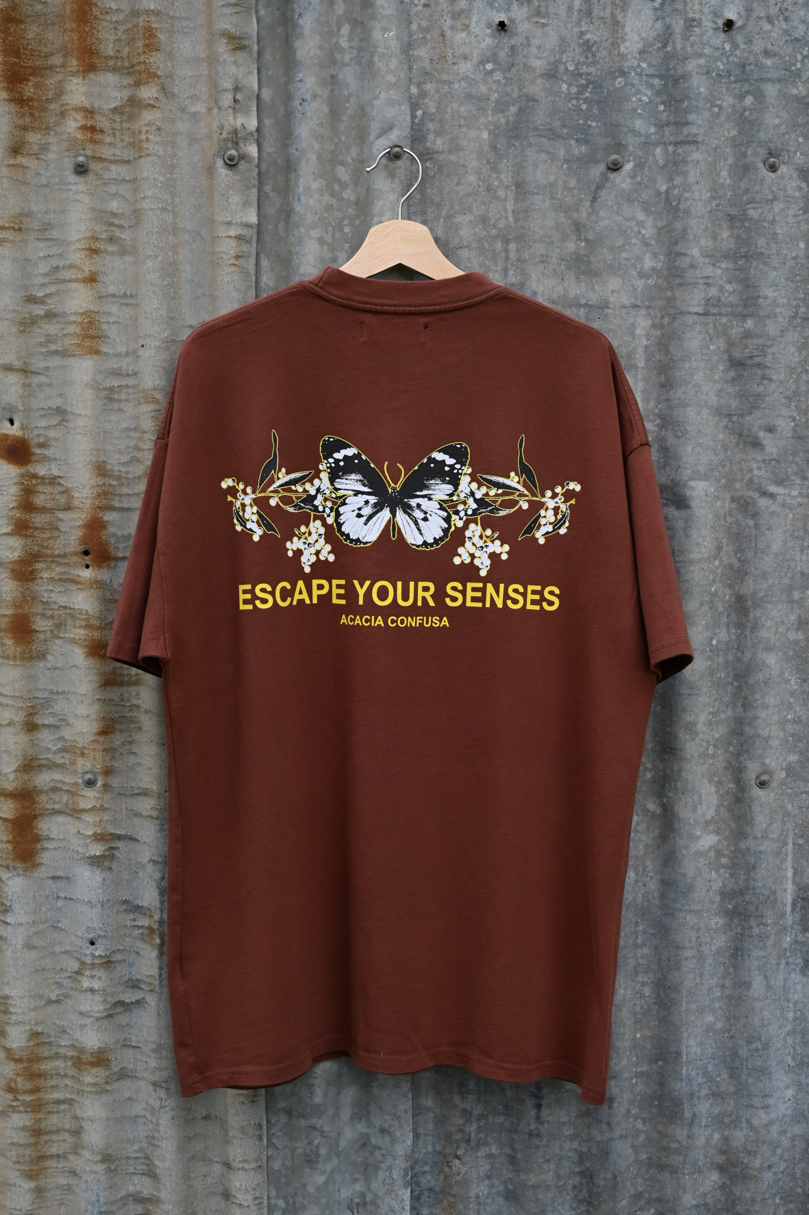 ESCAPE YOUR SENSES TEE