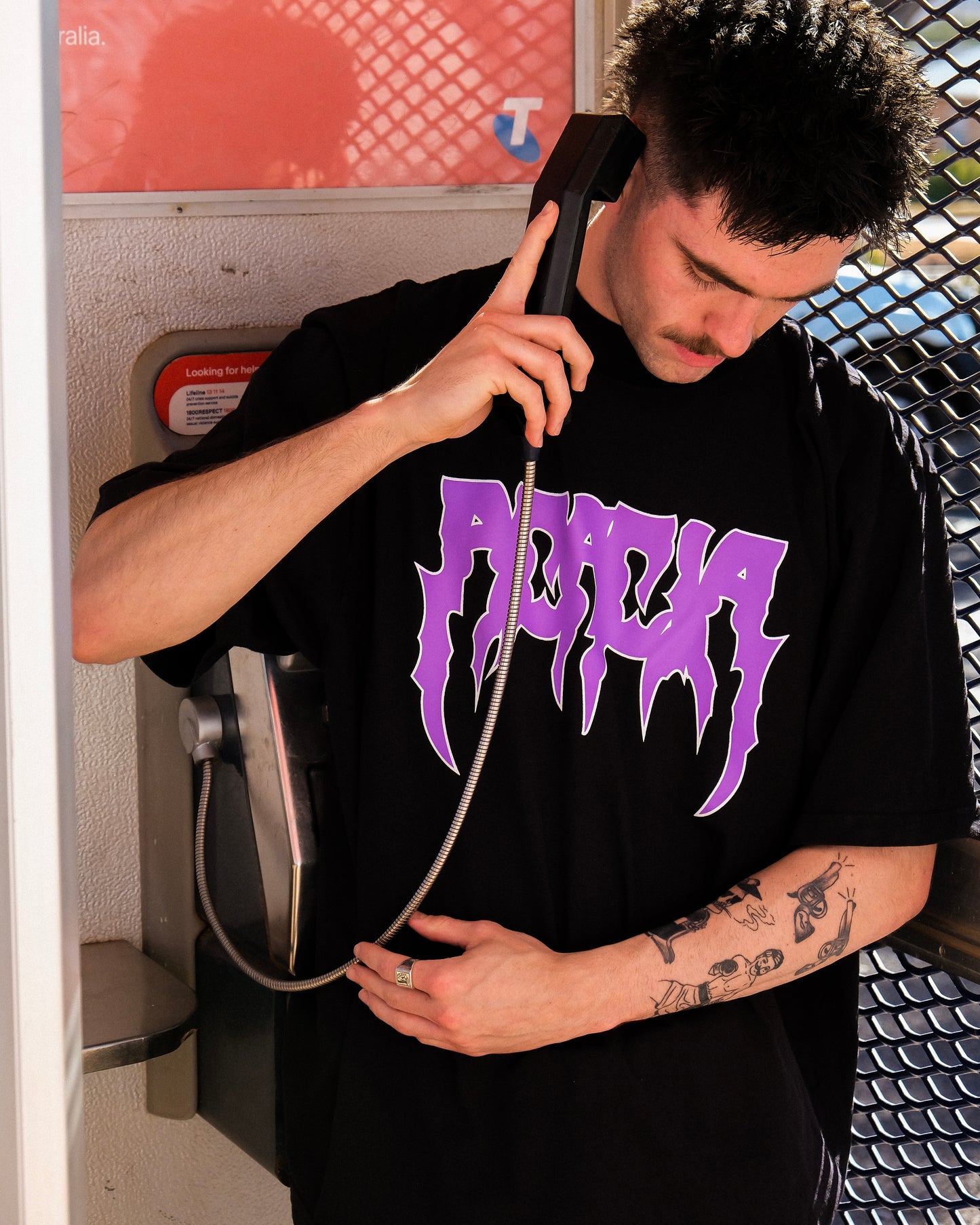"MELTED TEE" - BLACK